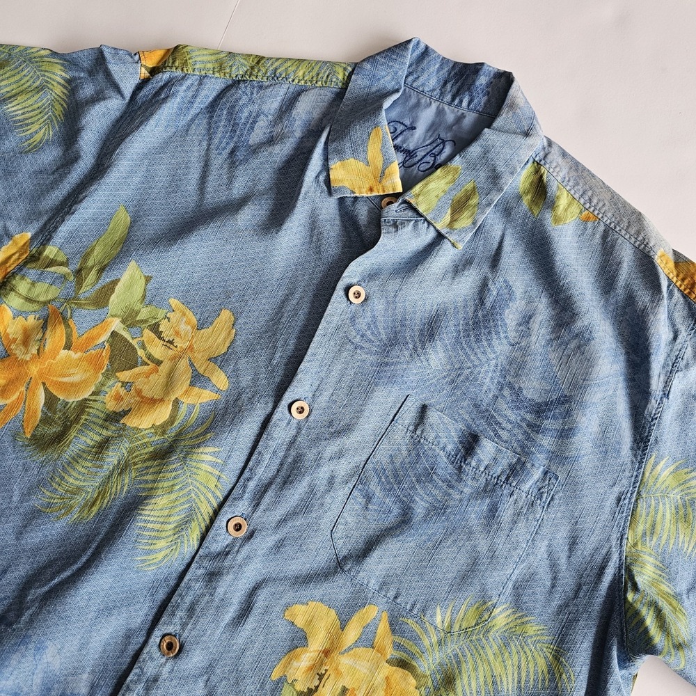 Vintage Tommy Bahama Mens L Relaxed Silk Camp Shirt Blue Floral Muted‎ Hawaiian